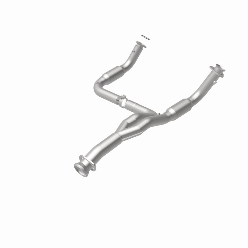 Chevrolet Silverado 2500 HD Catalytic Converter - Magnaflow - California Grade CARB Compliant - `07-`10