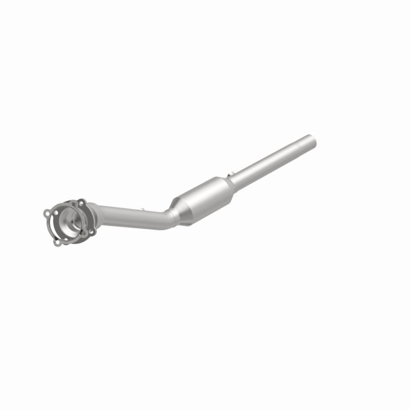 Volkswagen Golf Catalytic Converter - Magnaflow - Direct Fit, CARB Compliant - `04-`05