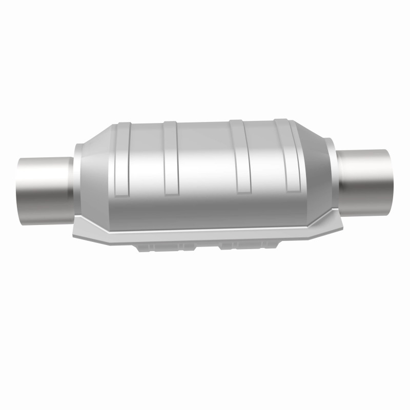 Toyota Sequoia Catalytic Converter - Driver Side + Passenger Side - Magnaflow - California Grade CARB-Compliant, 2.25 in Inlet/Outlet, Center/Center, Oval - `01-`04