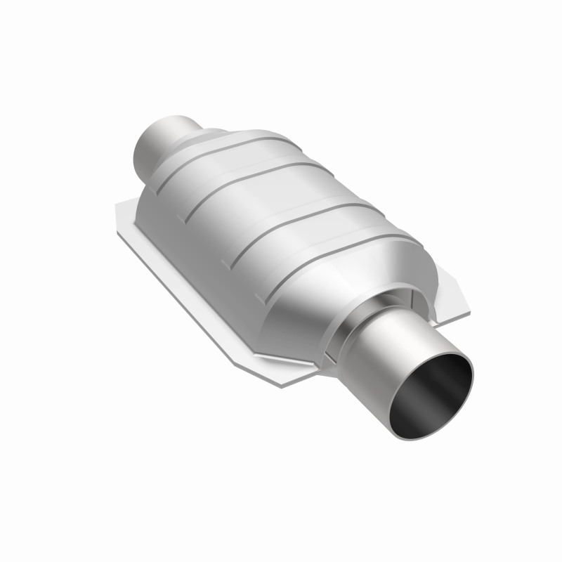 Toyota Sequoia Catalytic Converter - Driver Side + Passenger Side - Magnaflow - California Grade CARB-Compliant, 2.25 in Inlet/Outlet, Center/Center, Oval - `01-`04