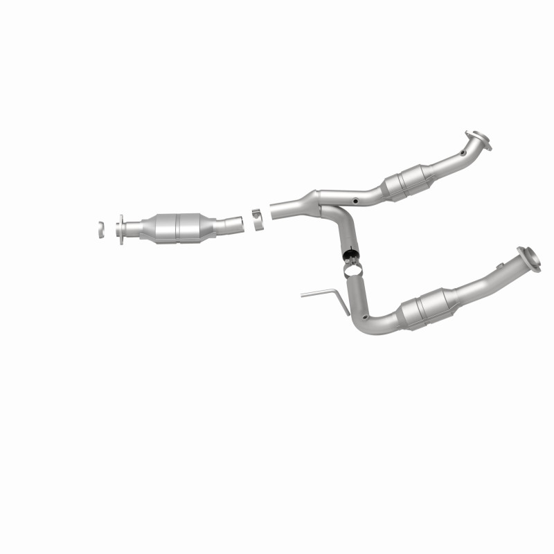 Lincoln Aviator Catalytic Converter - Magnaflow - California Grade CARB Compliant Direct-Fit - `04-`05