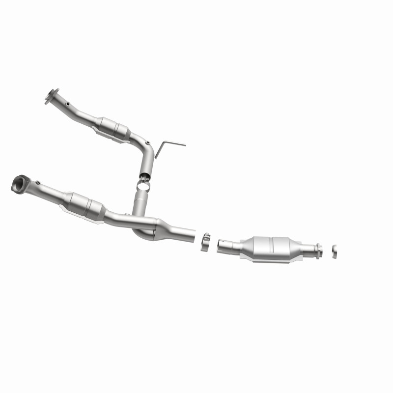 Lincoln Aviator Catalytic Converter - Magnaflow - California Grade CARB Compliant Direct-Fit - `04-`05