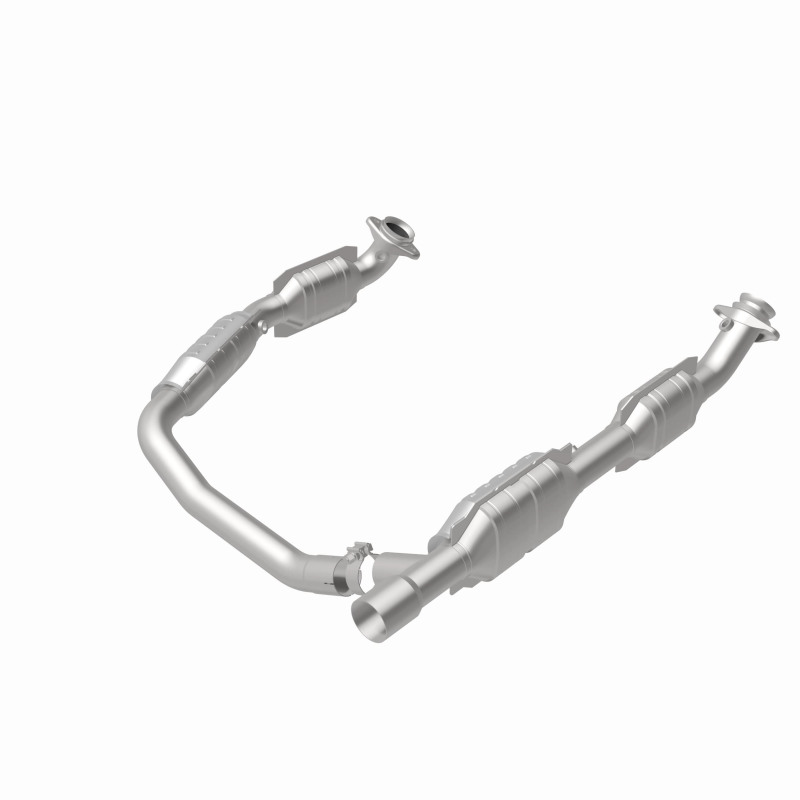 Ford E-250 Catalytic Converter - Magnaflow - California Grade CARB Compliant - 2005