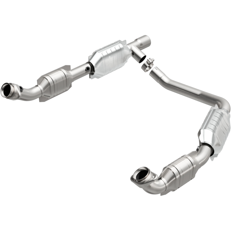 Ford E-250 Catalytic Converter - Magnaflow - California Grade CARB Compliant - 2005