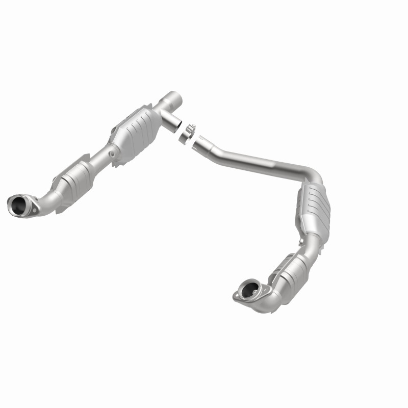 Ford E-250 Catalytic Converter - Magnaflow - California Grade CARB Compliant - 2005