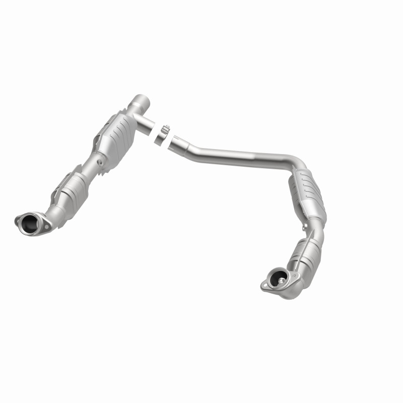 Ford E-250 Catalytic Converter - Magnaflow - California Grade CARB Compliant - 2005