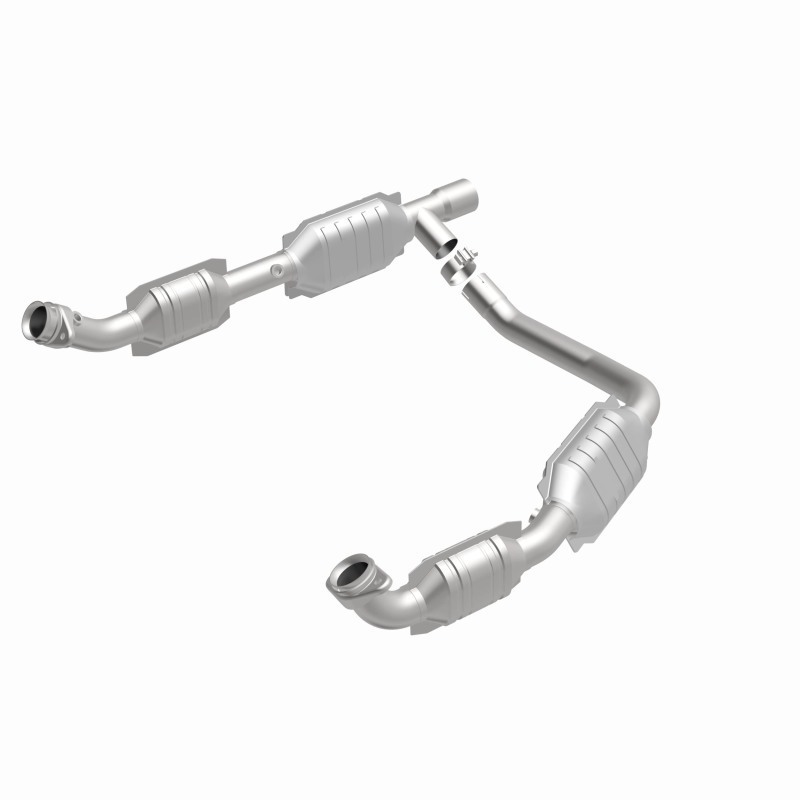 Ford E-250 Catalytic Converter - Magnaflow - California Grade CARB Compliant - 2005