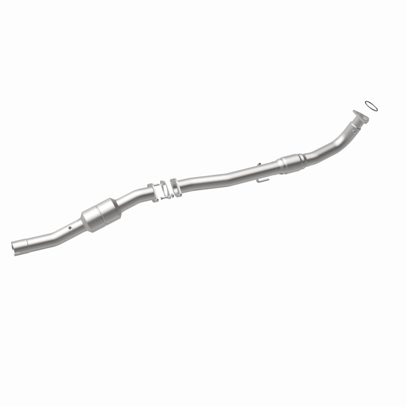 Chevrolet Silverado 2500 HD Catalytic Converter - Passenger Side Rear - Magnaflow - California Grade CARB Compliant, Direct-Fit - `05-`06