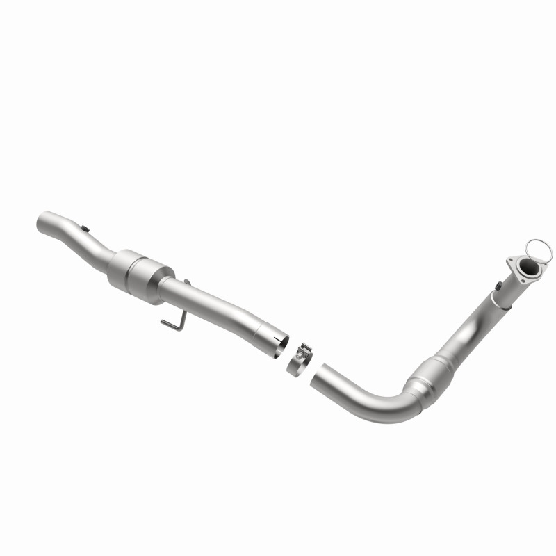 Chevrolet Silverado 2500 HD Catalytic Converter - Driver Side - Magnaflow - Direct-Fit California Grade CARB Compliant - `05-`06