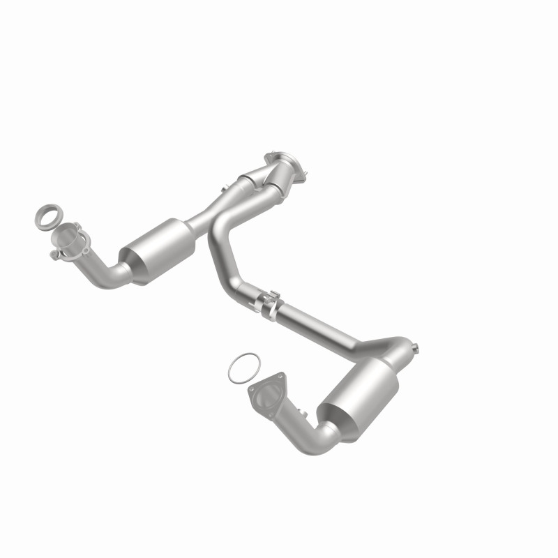 Chevrolet Tahoe Catalytic Converter - Magnaflow - CARB Compliant, Direct-Fit - `04-`06