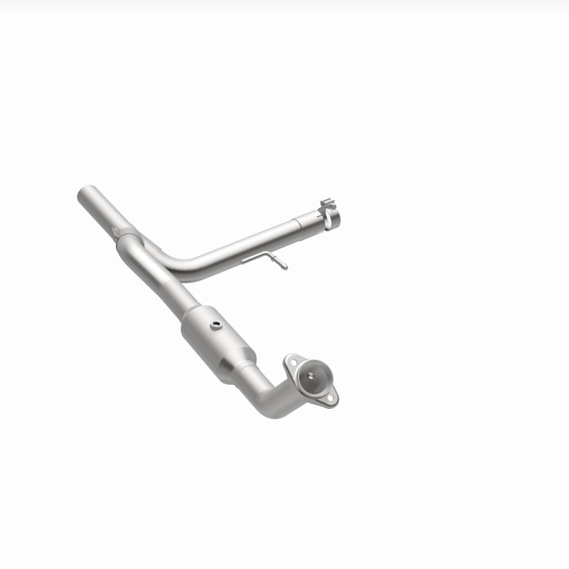 Ford F-150 Catalytic Converter - Magnaflow - California Grade CARB Compliant Direct-Fit - 2006