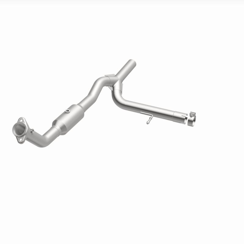 Ford F-150 Catalytic Converter - Magnaflow - California Grade CARB Compliant Direct-Fit - 2006