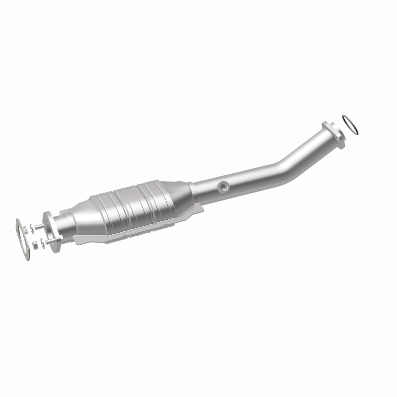 Nissan Armada Catalytic Converter - Rear - Magnaflow - OEM Grade Direct-Fit - `05-`15