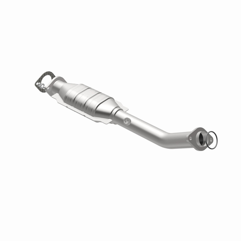 Nissan Armada Catalytic Converter - Rear - Magnaflow - OEM Grade Direct-Fit - `05-`15