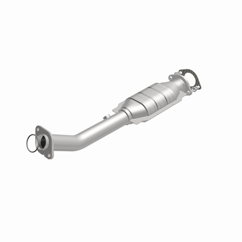 Nissan Armada Catalytic Converter - Rear - Magnaflow - OEM Grade Direct-Fit - `05-`15