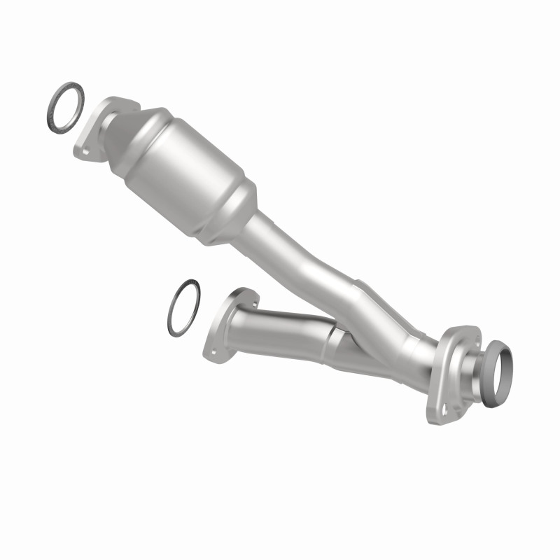 Toyota Highlander Catalytic Converter - Magnaflow - OEM Grade Direct-Fit - `01-`03