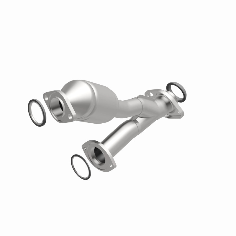 Toyota Highlander Catalytic Converter - Magnaflow - OEM Grade Direct-Fit - `01-`03