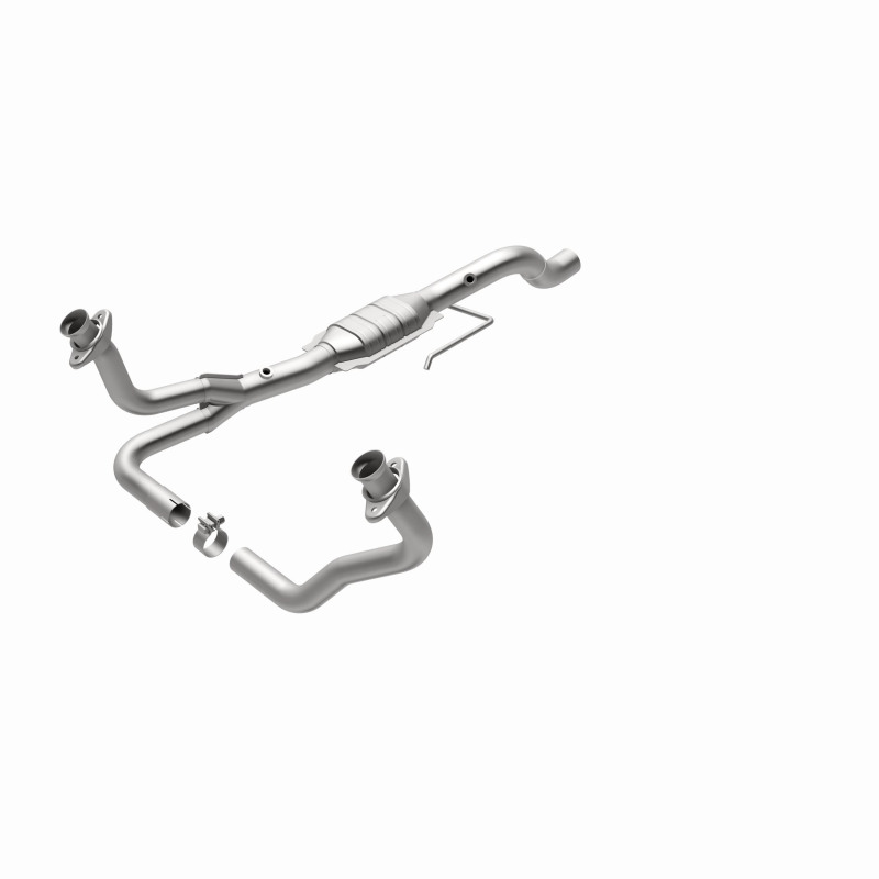Dodge Dakota Catalytic Converter - Magnaflow - OEM Grade Federal/EPA Compliant Direct-Fit - `00-`03