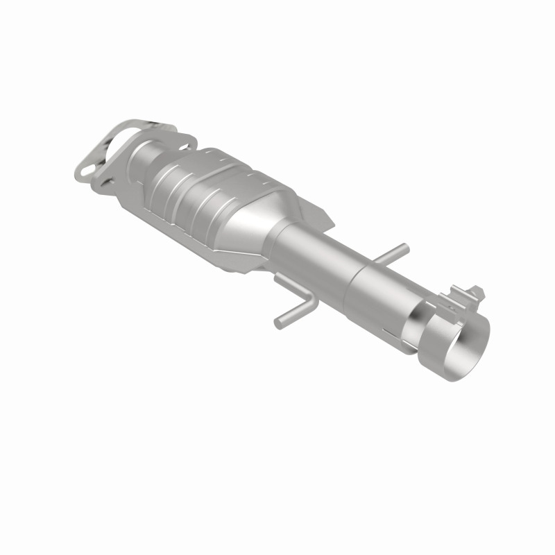 Pontiac G6 Catalytic Converter - underbody - Magnaflow - OEM Grade Federal/EPA Compliant Direct-Fit - `08-`10