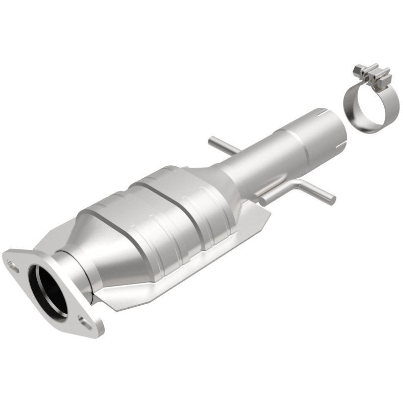 Pontiac G6 Catalytic Converter - underbody - Magnaflow - OEM Grade Federal/EPA Compliant Direct-Fit - `08-`10