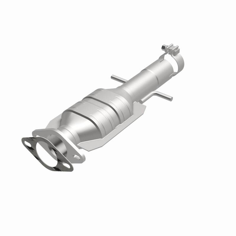 Pontiac G6 Catalytic Converter - underbody - Magnaflow - OEM Grade Federal/EPA Compliant Direct-Fit - `08-`10