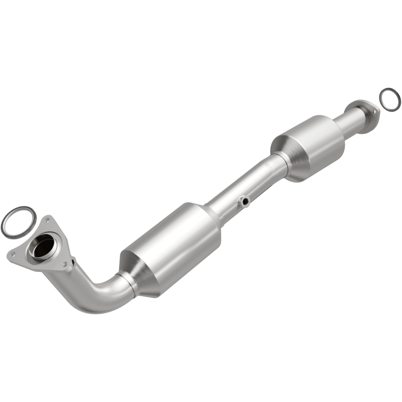 Toyota Sequoia Catalytic Converter - Magnaflow - OEM Grade Federal/EPA Compliant Direct-Fit - `08-`22