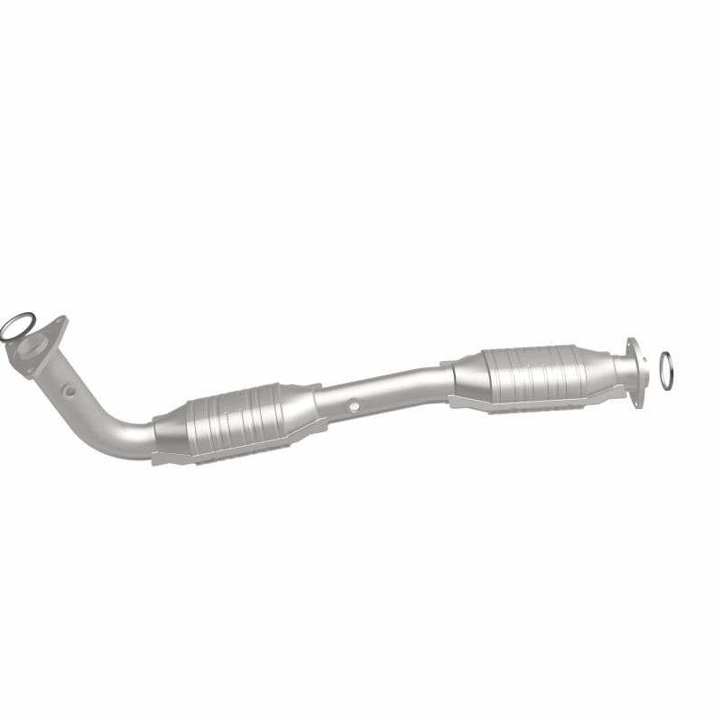 Toyota Sequoia Catalytic Converter - Magnaflow - OEM Grade Federal/EPA Compliant Direct-Fit - `08-`22