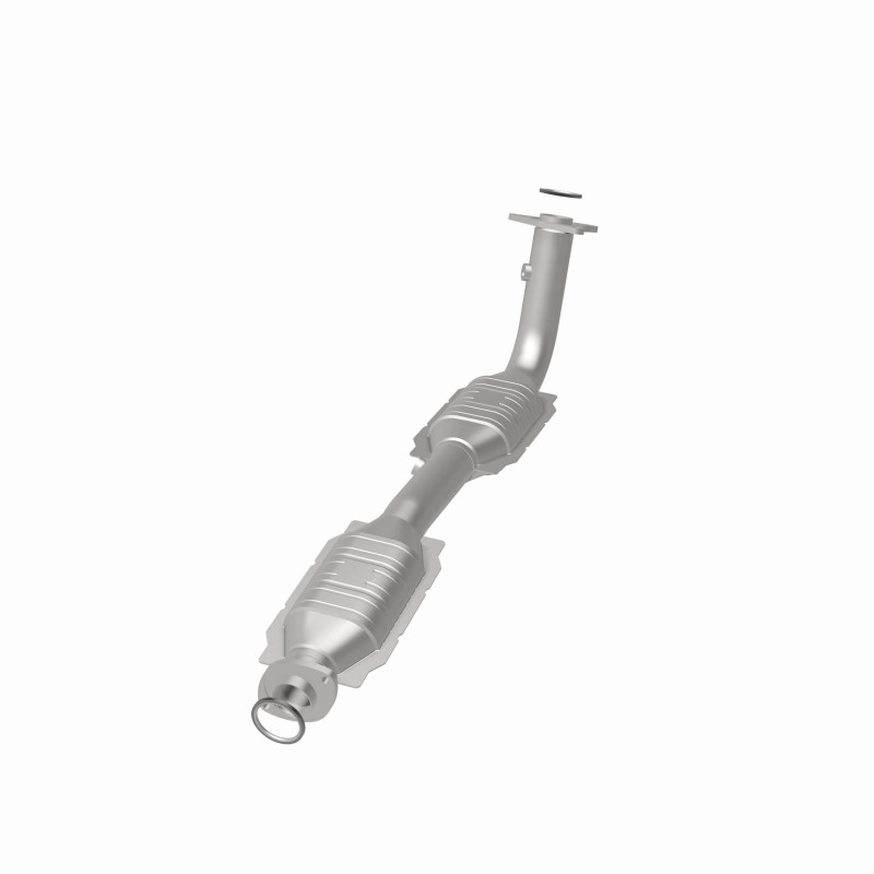 Toyota Sequoia Catalytic Converter - Magnaflow - OEM Grade Federal/EPA Compliant Direct-Fit - `08-`22