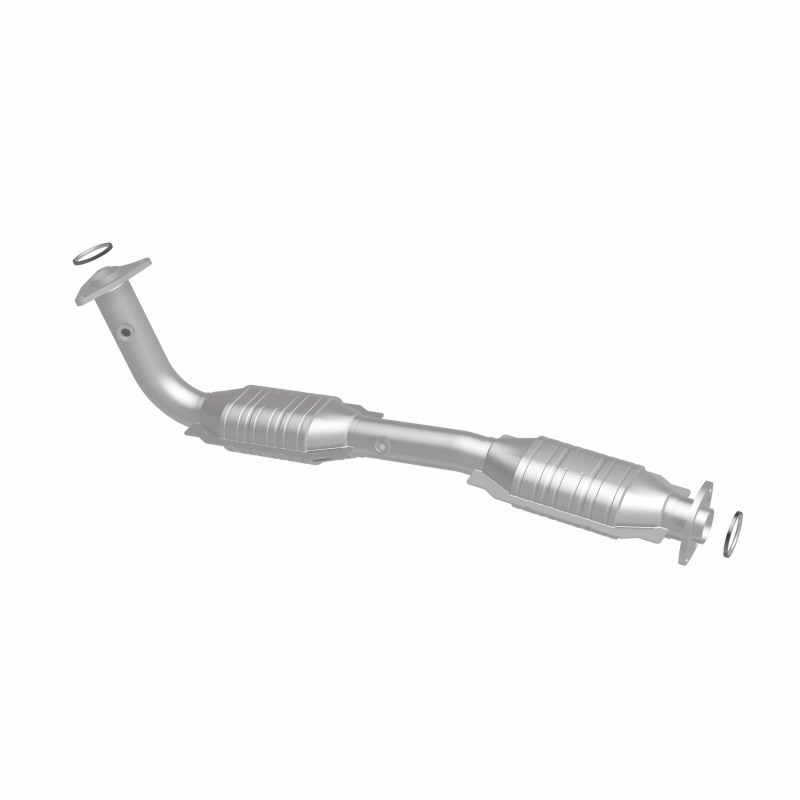 Toyota Sequoia Catalytic Converter - Magnaflow - OEM Grade Federal/EPA Compliant Direct-Fit - `08-`22