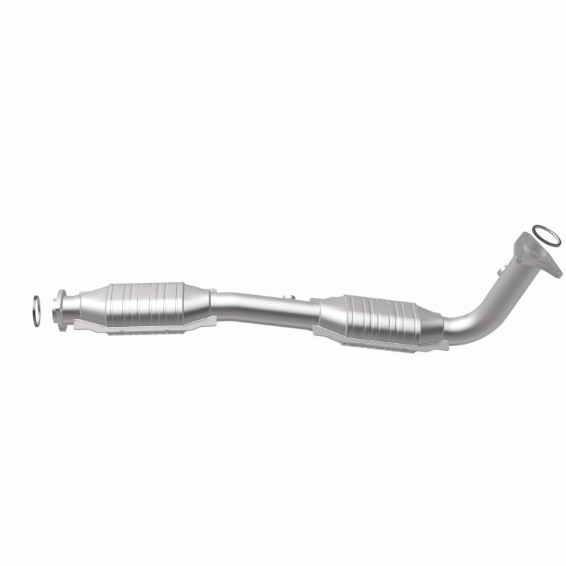 Toyota Sequoia Catalytic Converter - Magnaflow - OEM Grade Federal/EPA Compliant Direct-Fit - `08-`22
