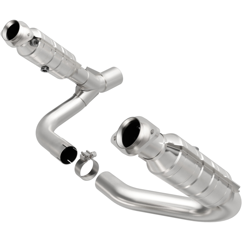 Chrysler Aspen Catalytic Converter - Magnaflow - Direct-Fit - 2008
