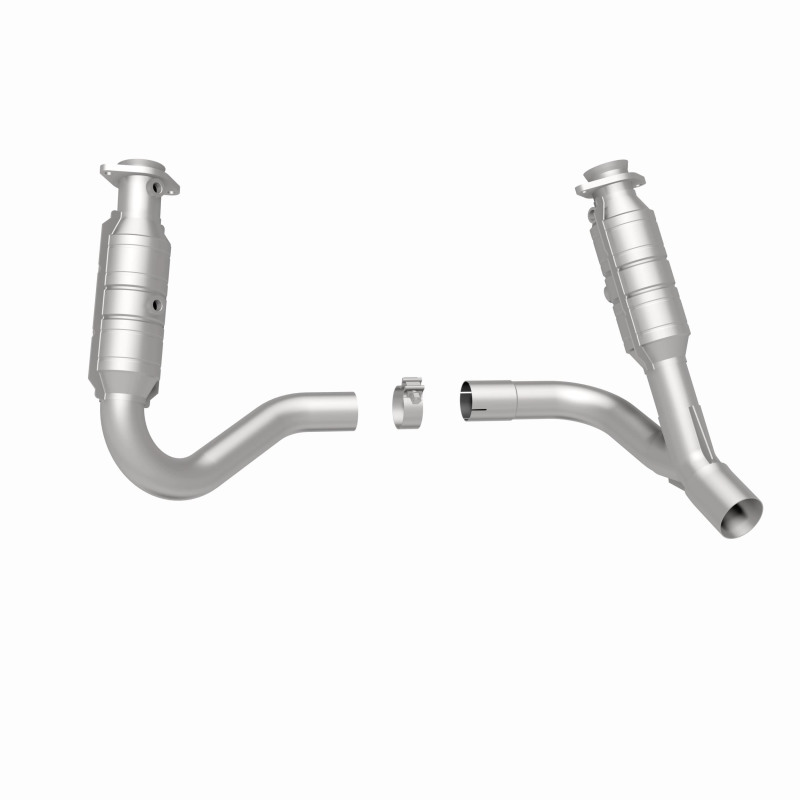 Chrysler Aspen Catalytic Converter - Magnaflow - Direct-Fit - 2008