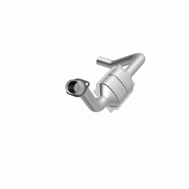 Chrysler Aspen Catalytic Converter - Driver Side - Magnaflow - Direct Fit - `07-`09