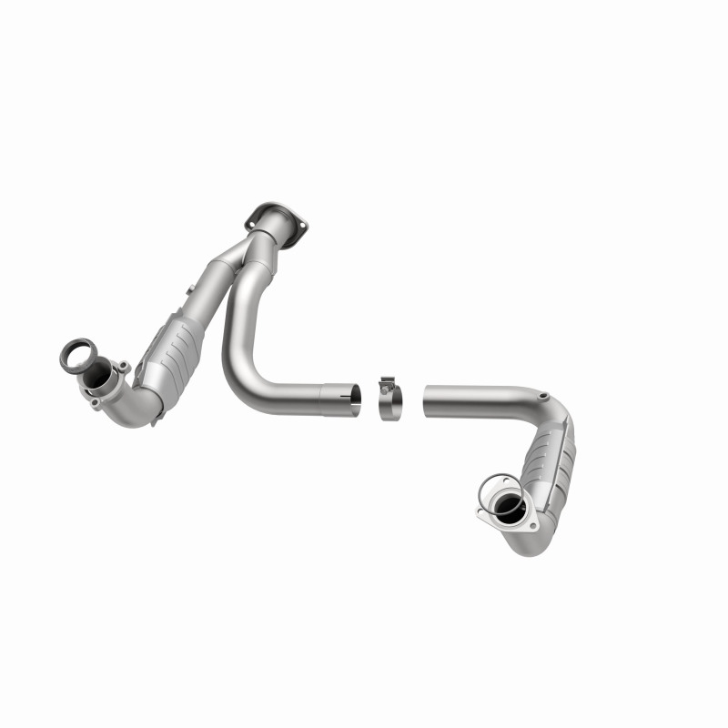 Hummer H2 Catalytic Converter - Magnaflow - OEM Grade Federal/EPA Compliant Direct-Fit - `07-`09