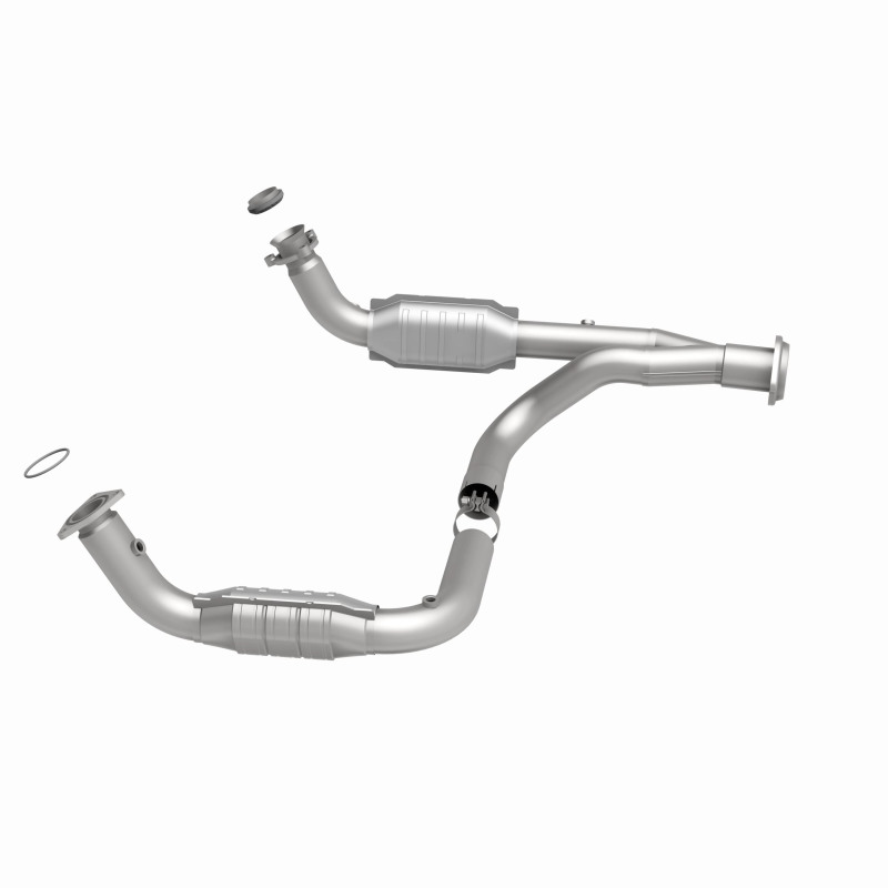 Hummer H2 Catalytic Converter - Magnaflow - OEM Grade Federal/EPA Compliant Direct-Fit - `07-`09