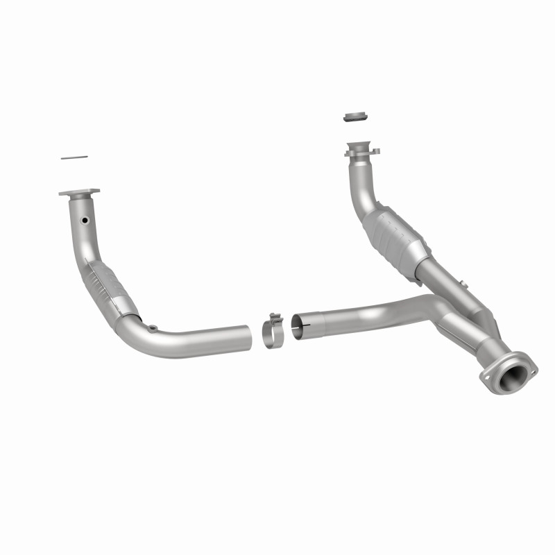 Hummer H2 Catalytic Converter - Magnaflow - OEM Grade Federal/EPA Compliant Direct-Fit - `07-`09