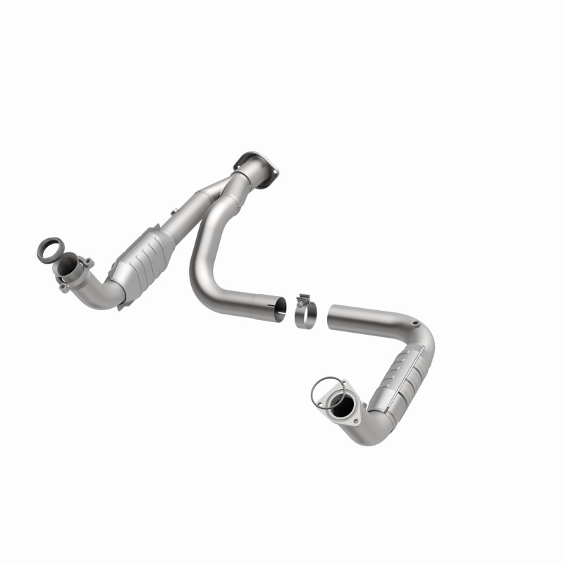 Hummer H2 Catalytic Converter - Magnaflow - OEM Grade Federal/EPA Compliant Direct-Fit - `07-`09
