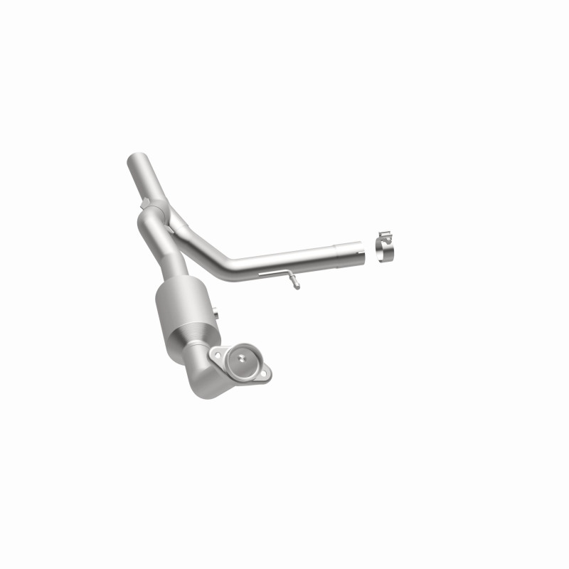 Ford F-150 Catalytic Converter - Passenger Side - Magnaflow - OEM Grade Direct-Fit (Federal/EPA Compliant) - `04-`08