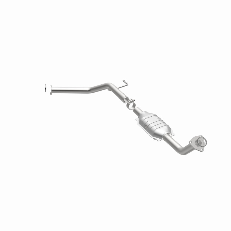 Toyota Sequoia Catalytic Converter - Magnaflow - OEM Grade Direct-Fit - `05-`07