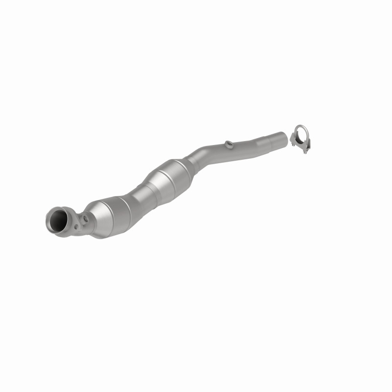 Land Rover Range Rover Catalytic Converter - Driver Side - Magnaflow - OEM Grade, Direct-Fit, Federal/EPA Compliant - `03-`05