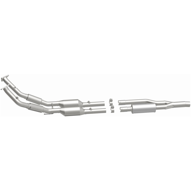 Volkswagen R32 Catalytic Converter - Magnaflow - OEM Grade Direct-Fit - 2008