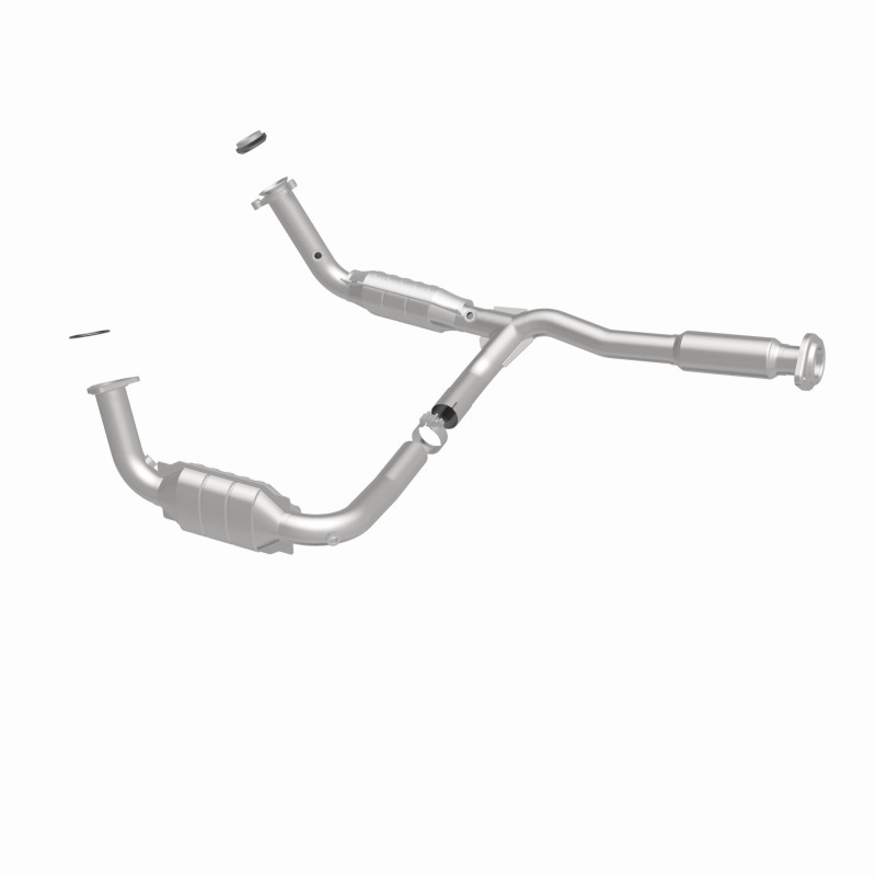 Chevrolet Trailblazer EXT Catalytic Converter - Magnaflow - Direct Fit - `03-`06