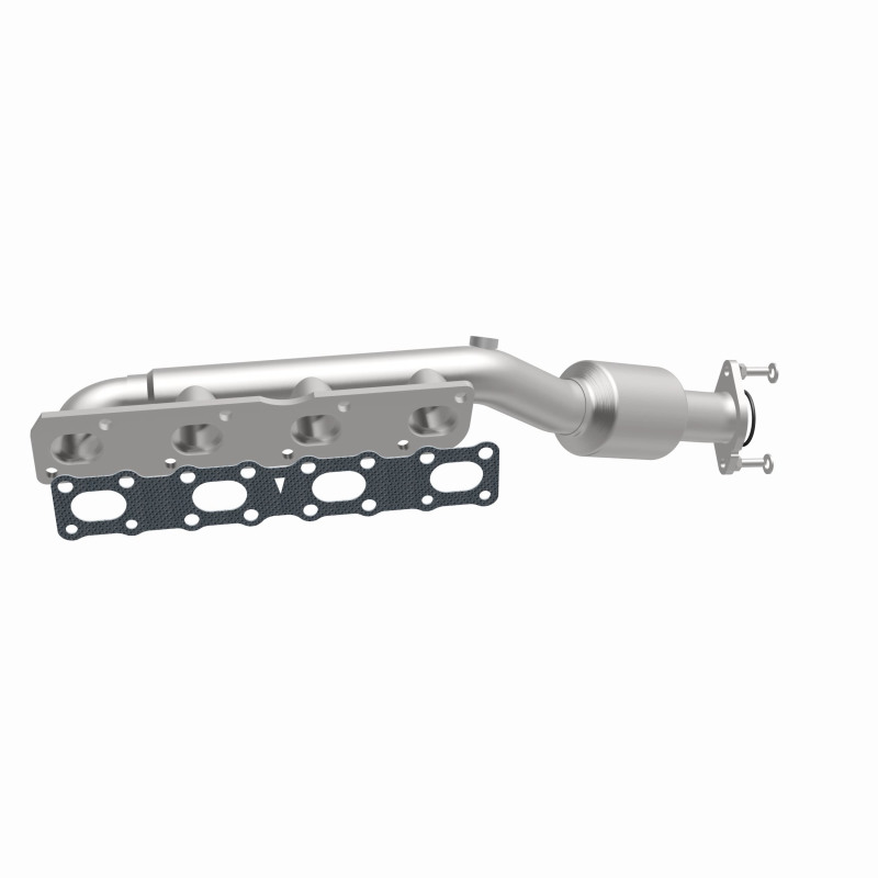 Nissan Armada Catalytic Converter - Magnaflow - HM Grade Direct-Fit - `05-`15