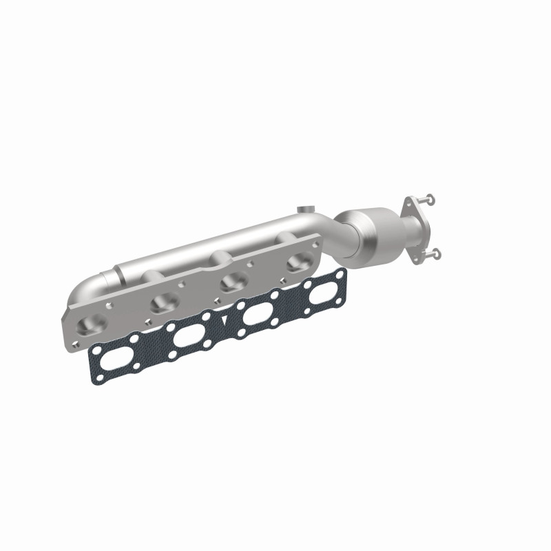 Nissan Armada Catalytic Converter - Magnaflow - HM Grade Direct-Fit - `05-`15
