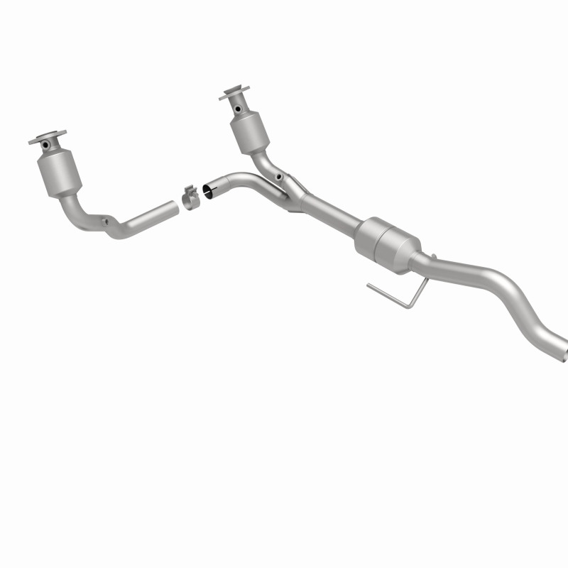 Dodge Durango Catalytic Converter - Magnaflow - Direct Fit - `00-`03