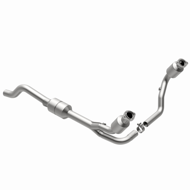 Dodge Durango Catalytic Converter - Magnaflow - Direct Fit - `00-`03