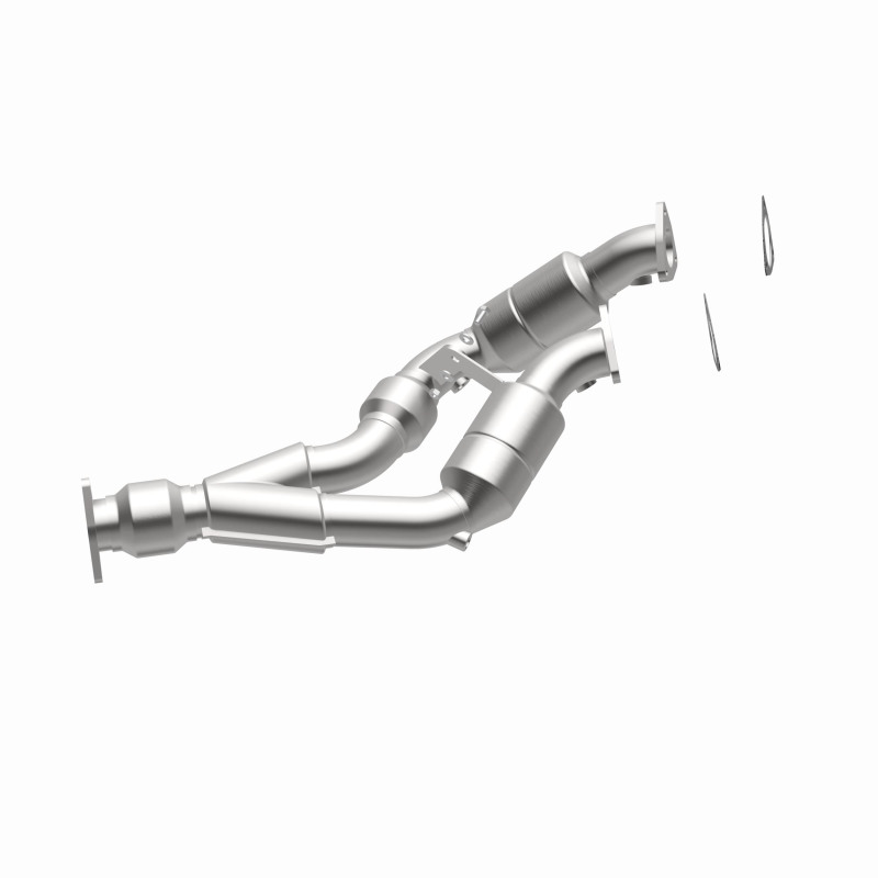 Volkswagen Touareg Catalytic Converter - Magnaflow - Direct-Fit OEM Grade - `04-`06