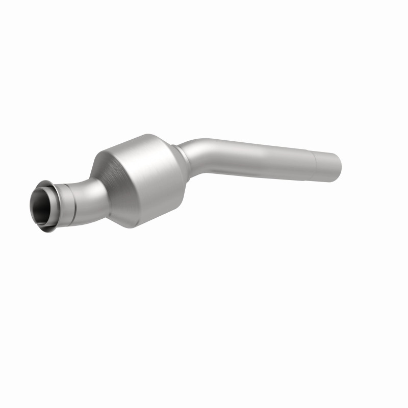 Volkswagen Golf Catalytic Converter - Magnaflow - OEM Grade Direct-Fit - 2012