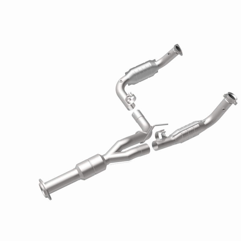 GMC 2500HD Catalytic Converter - Magnaflow - Direct-Fit - `11-`19