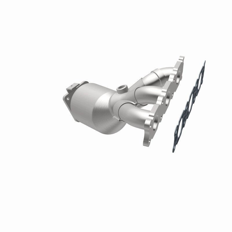 Volvo XC90 Catalytic Converter - Magnaflow - OEM Grade Manifold - `07-`10